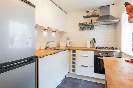 Apartment Bright 1 Bed In Ranelagh *